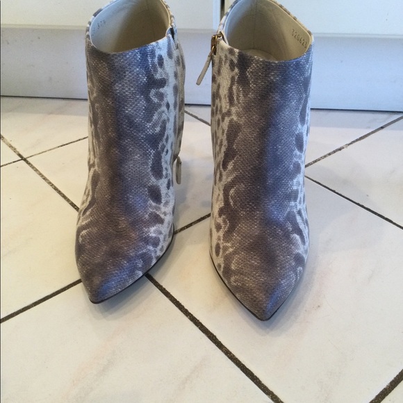 GUCCI Snake-Skin Print Booties - Picture 2 of 10